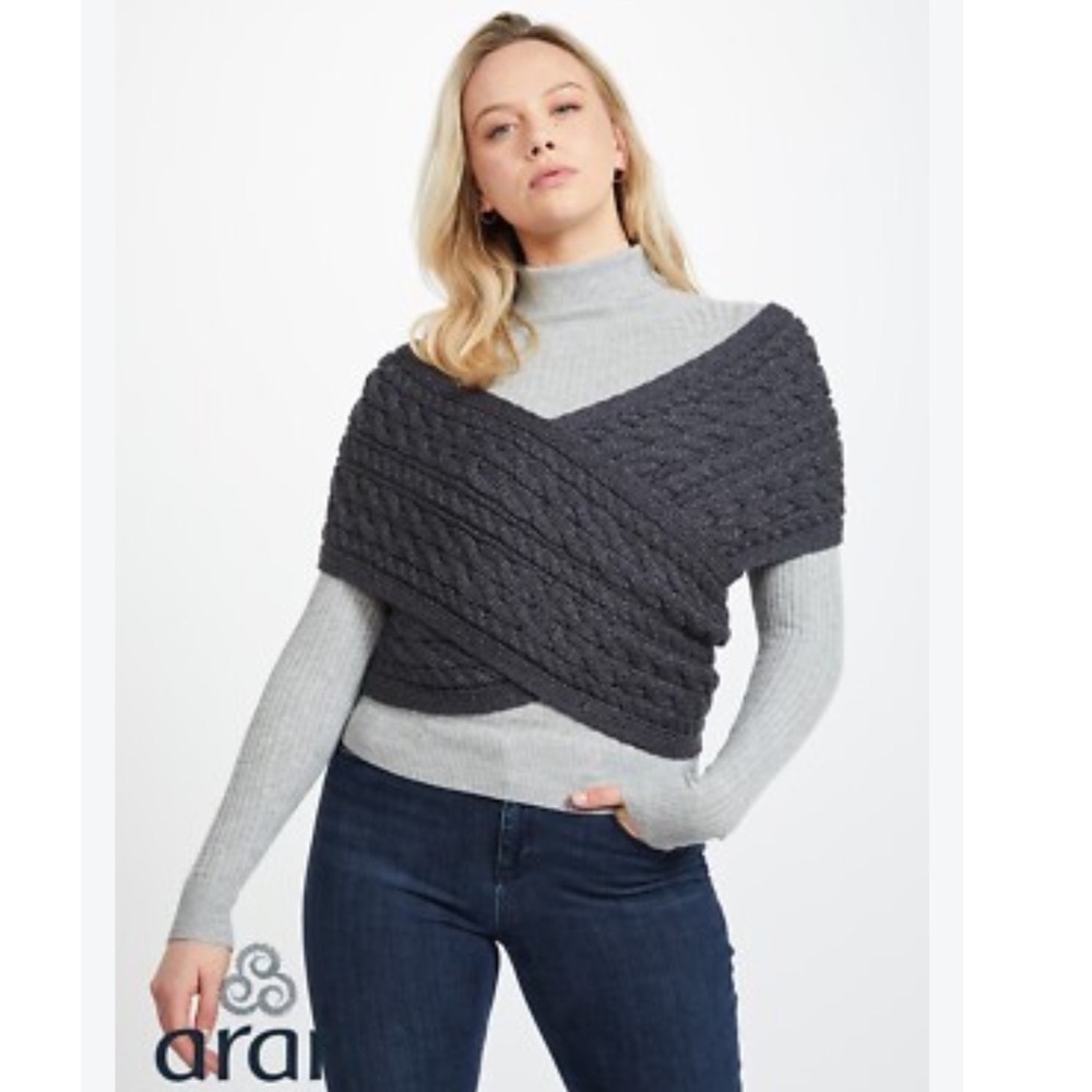 Aran Woollen Mills Merino Wool Wrap Shrug Charcoal Gray Made in Ireland NWT M